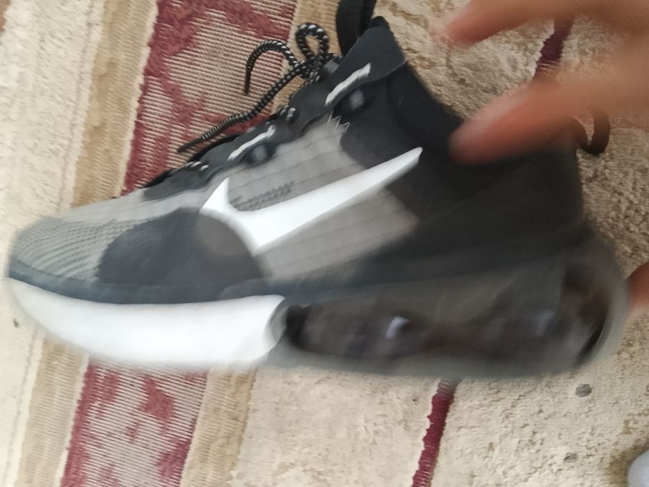 Кроссы Nike air max 2021 39размер