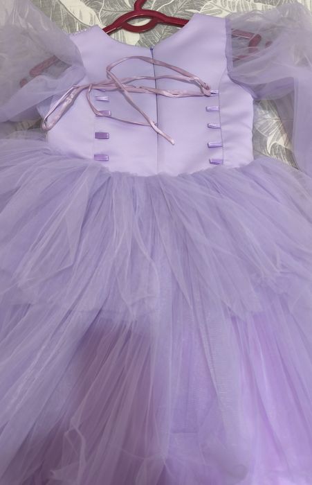 Пышное платье 9-10 лет