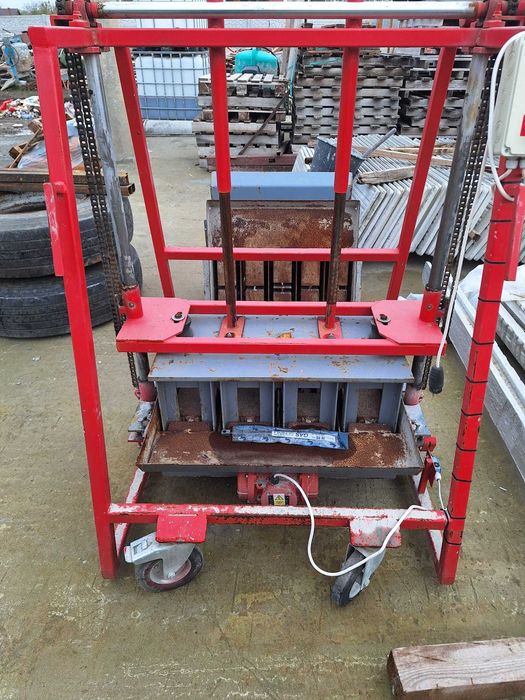 Presă bolțari de vânzare