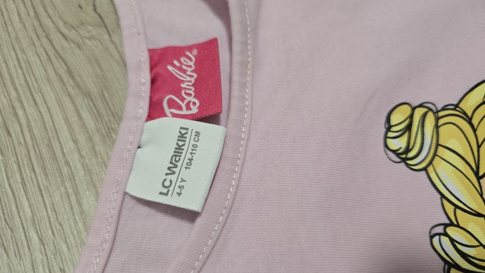 Pijamalele Lcwakiki cu Barbie pt 3 ani