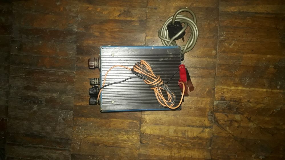 Зарядное устройство