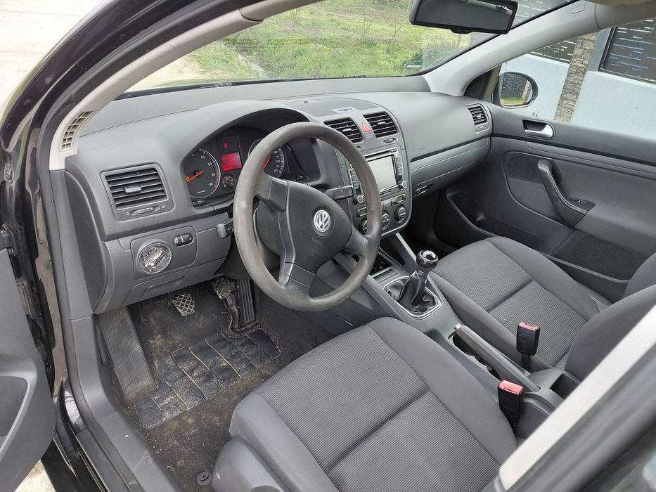 VOLKSWAGEN Golf 2005 — imagine 4
