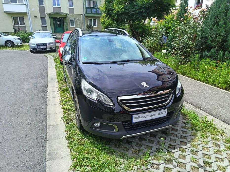 PEUGEOT 2008 2015