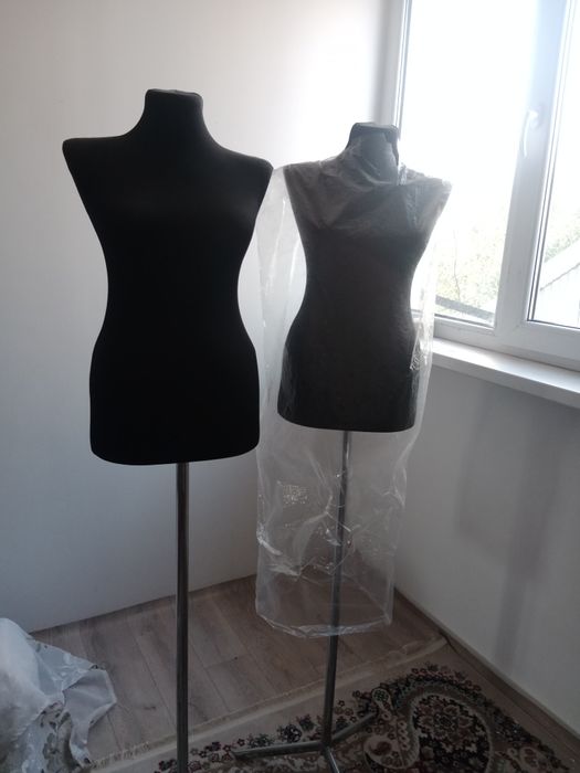 Женский маникен 2 штук