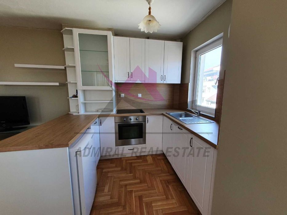 Дава се под наем Двустаен апартамент в Варна, Левски - 70 кв.м за 398.82 € - Снимка #2