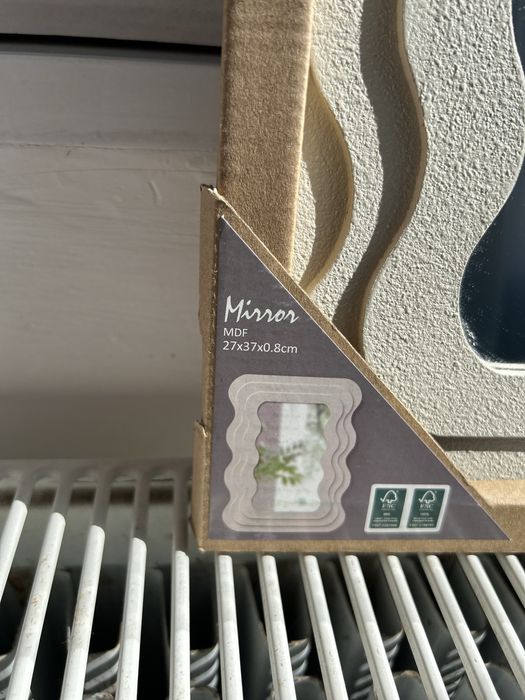 Oglindă cu prindere