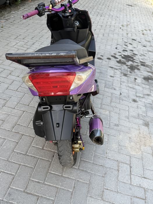 Продам мопед м8 про