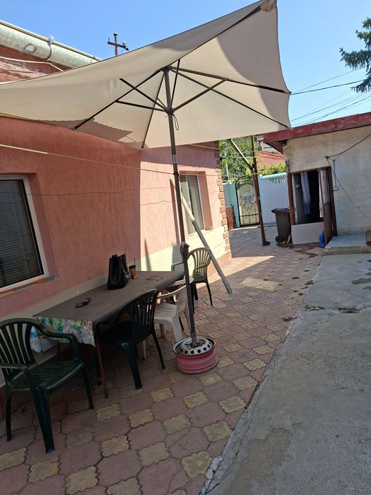 Casă de vânzare – București, Sector 5 – 140.000 €