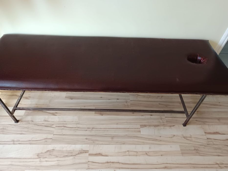 Masă de masaj.  Dimensiuni 1,80/0,62 m