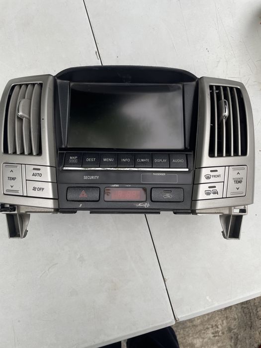 Магнитола Lexus RX350