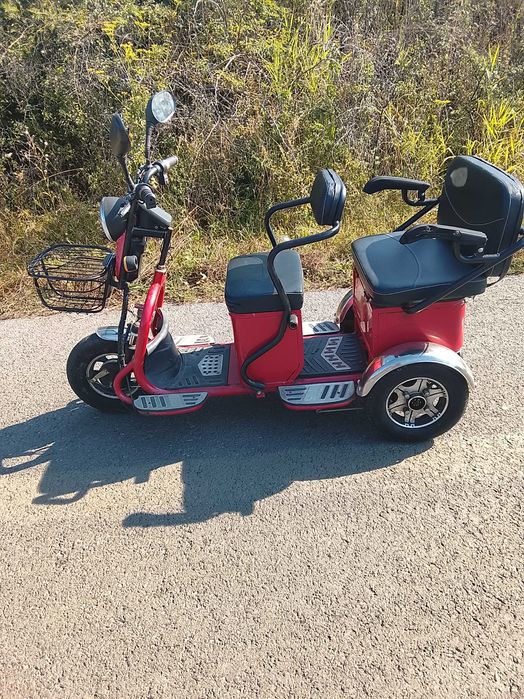 Triciclu electric de vanzare