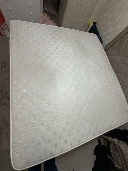 Продам матрас 2/180