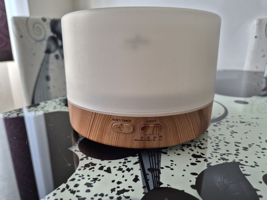 Difuzoare Aromaterapie LED + Boxă Bluetooth Smart Cecotec 500ml + Uleiuri CADOU