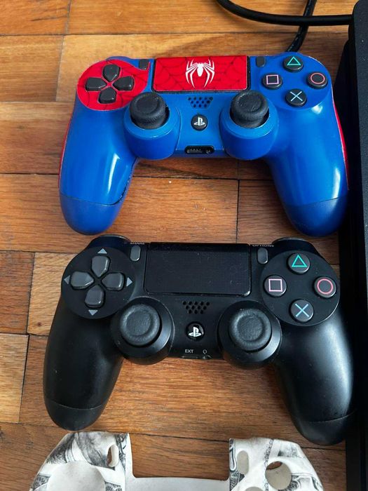 Playstation 4 Slim 1TB