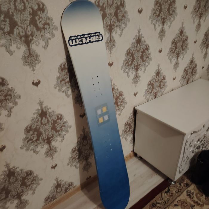 Продам Сноуборд 175