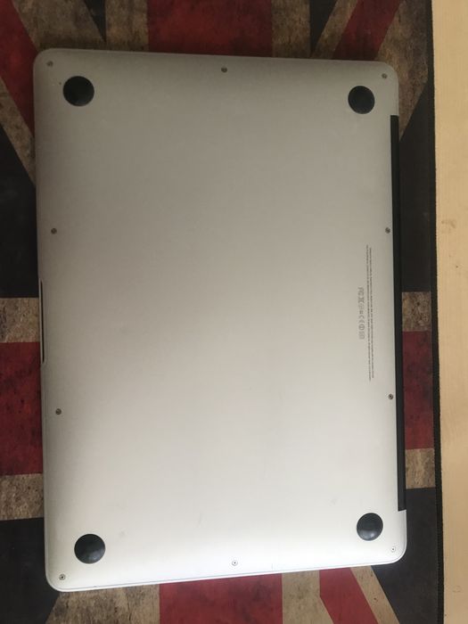 Macbook Air 13-inch ,mid 2012