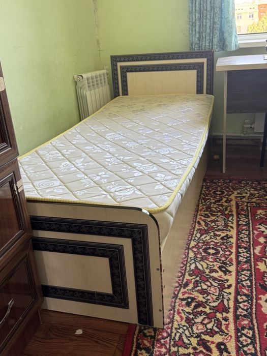 Кровать подростковая