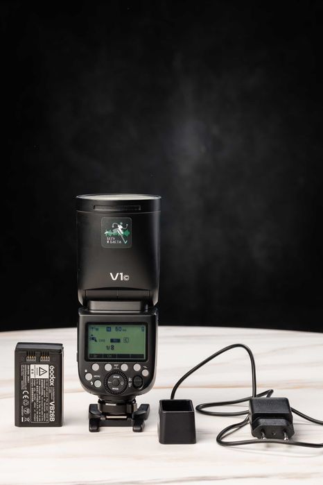 Godox V1 для Canon