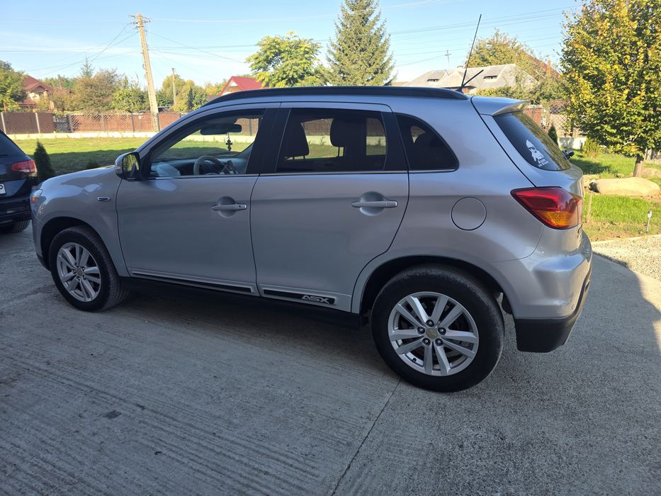 MITSUBISHI ASX 2011 — imagine 3