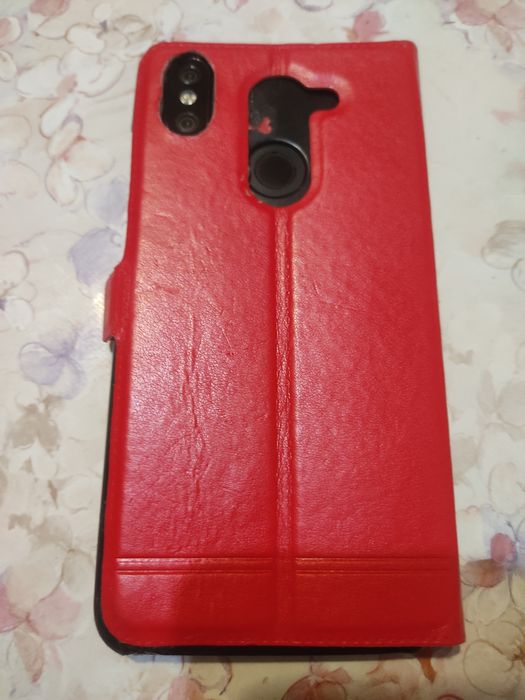 Смартфон Xiaomi mi a2