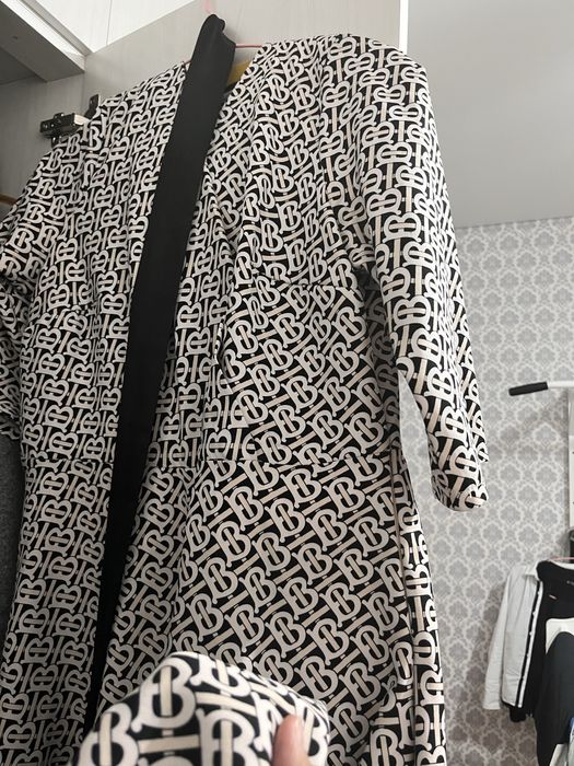 Платье светлое длина миди