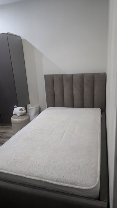 Продам кровать полуторка