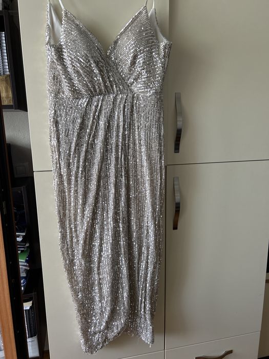 Абитуренска рокля и обувки Guess