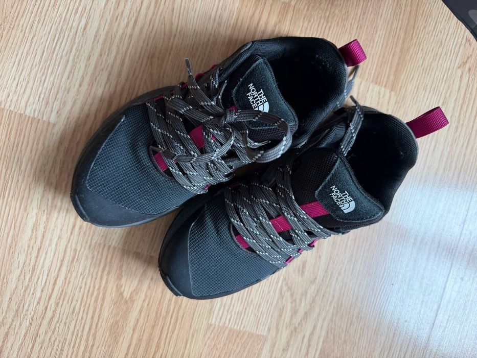 Кросовки The north face 38 оригинал