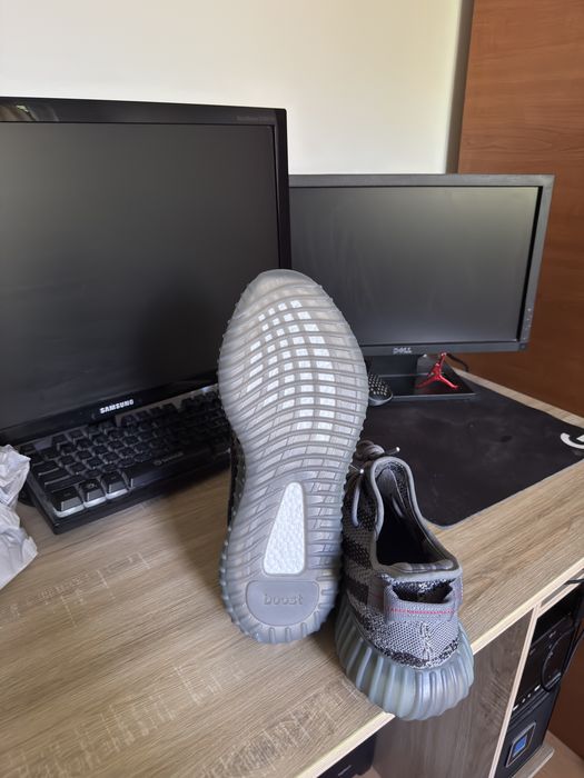 Adidas Yeezy Boost 350 V2 Beluga 2.0