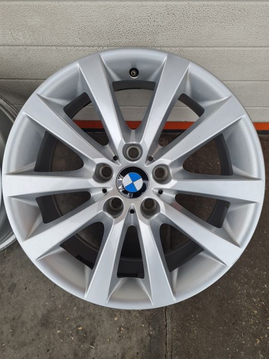 Оригинални джанти за BMW R18 5x120 ET30 8J