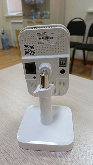 IP камера Hikvision DS-2CD2412F-I  б/у