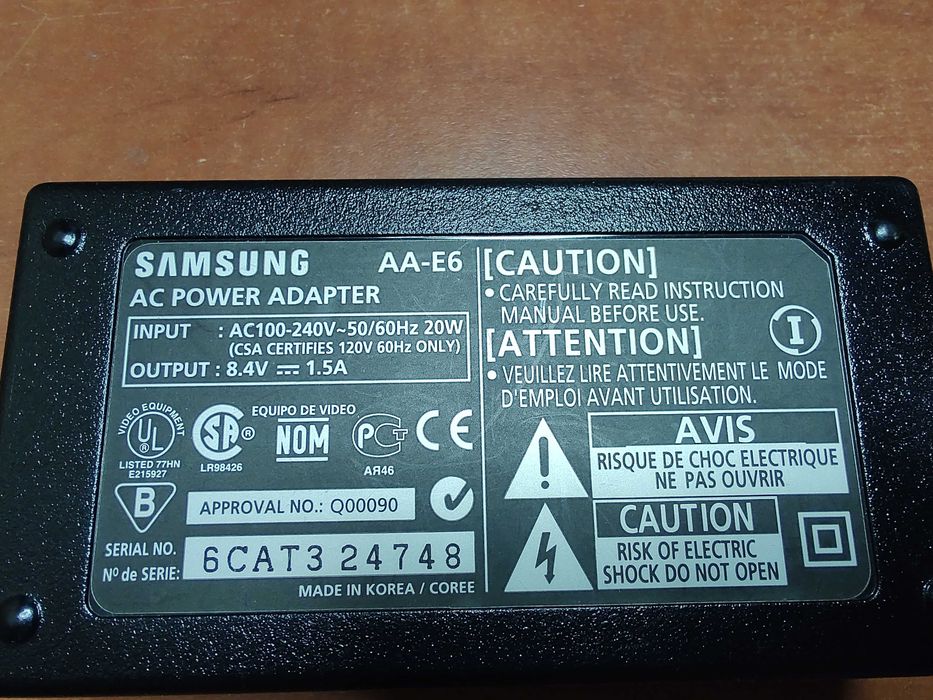 Alimentator Incarcator Foto Samsung AA-E6 AA-E7A 8.4V 1.5A
