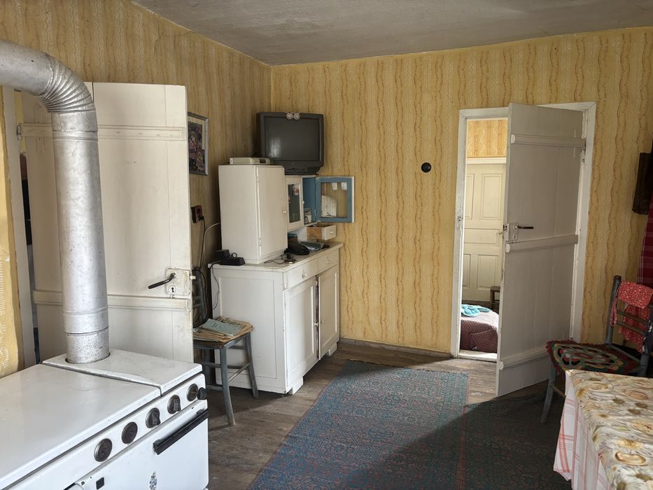 Къща в центъра на селото – отлична локация