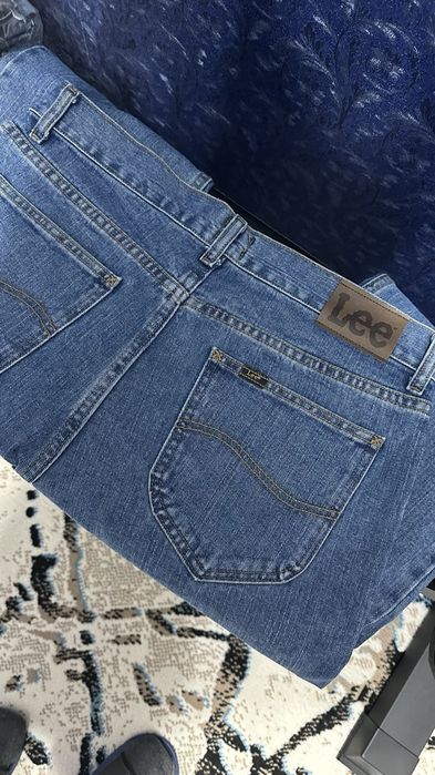 Джинсы Lee regular fit.p-34/32и36/32.