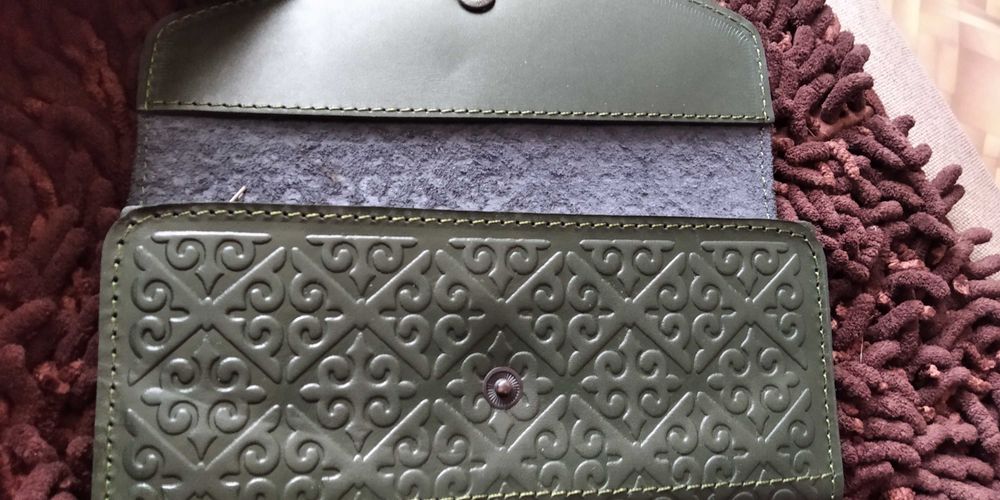 Кошелек кожаный женский