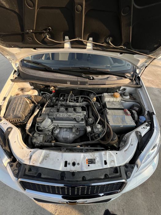 Nexia 3 avtomat toza metan