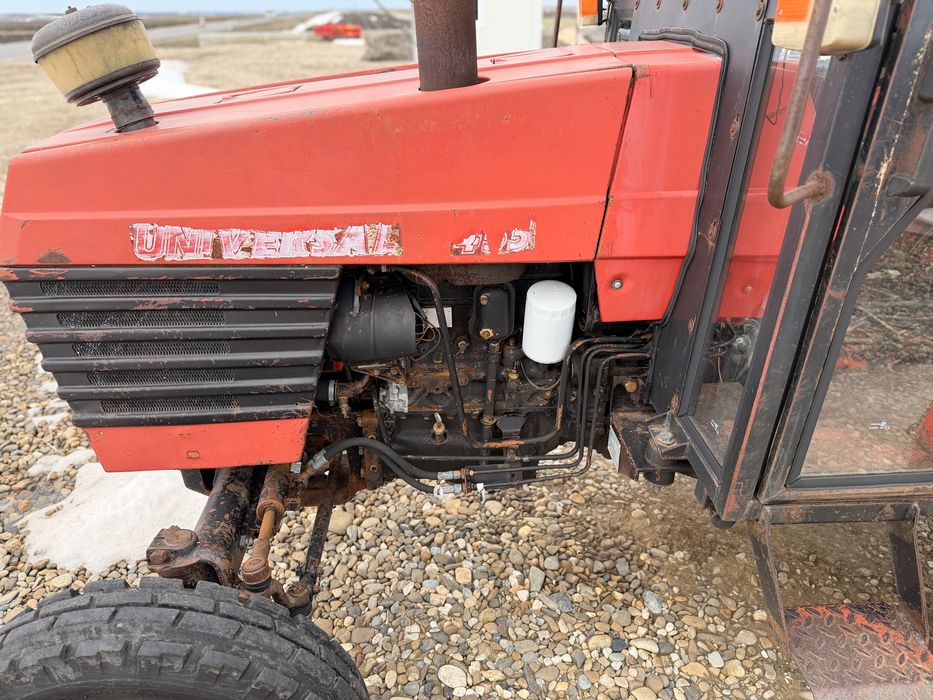 Tractor Utb 445 453 Universal Tractoras