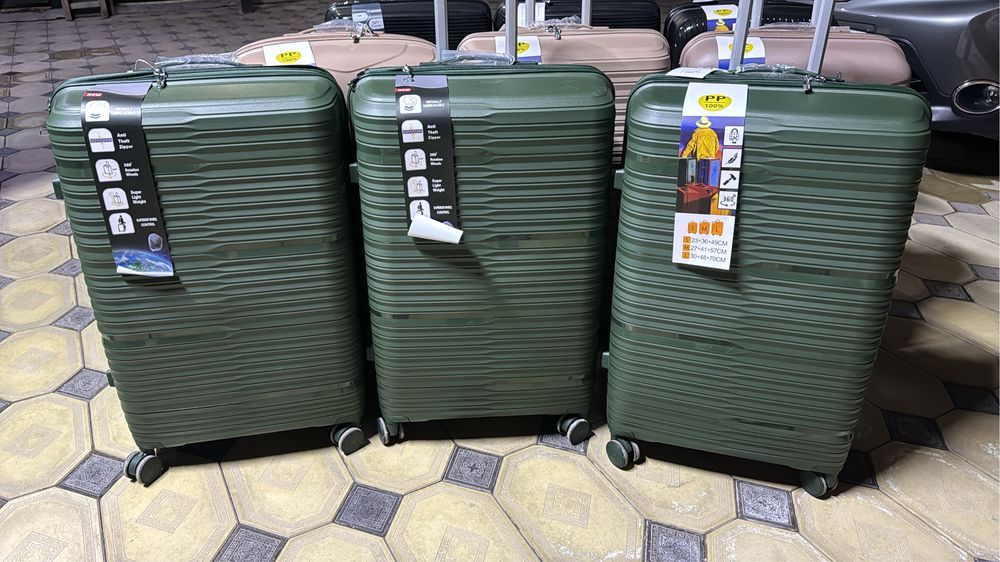 Большие чемоданы на 100л (высота 75 см)