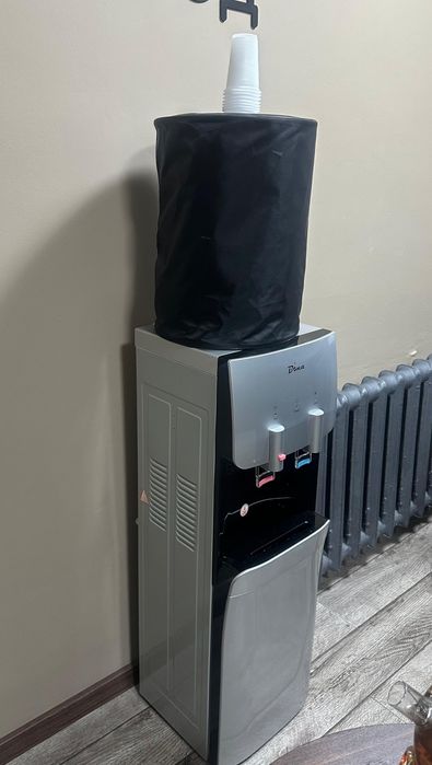 Кулер для воды с холодильником