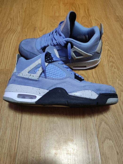Jordan 4 University Blue