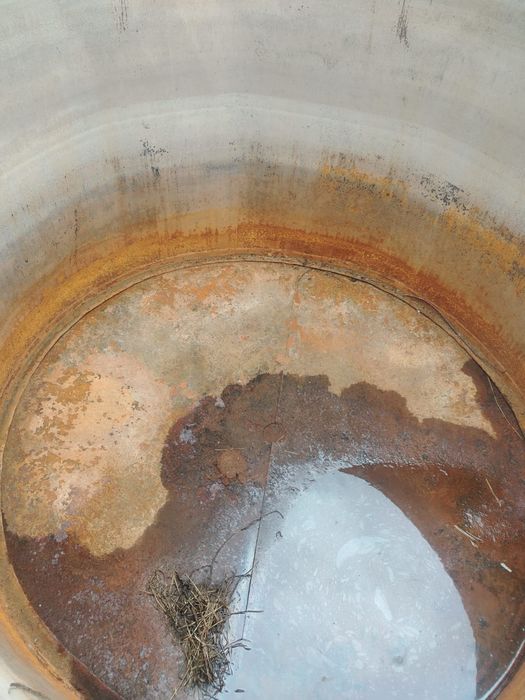 Большой бак толстый