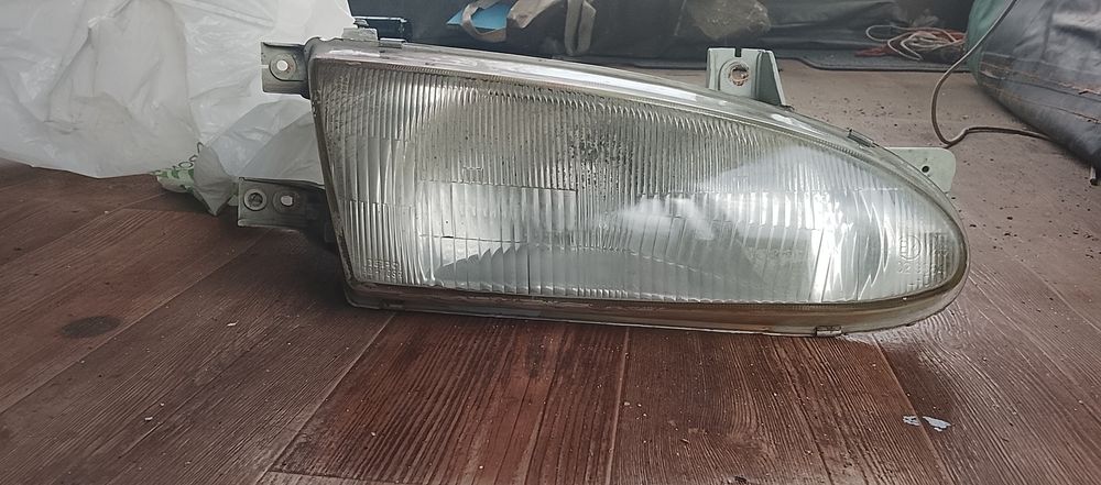 Фара на Hyundai accent X3