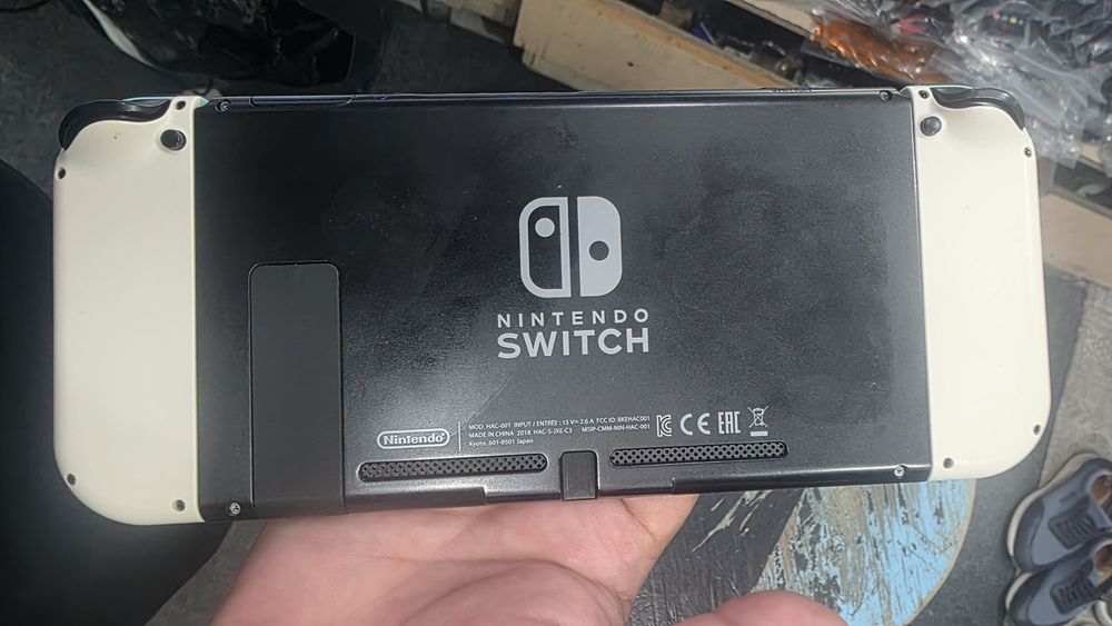 Nintendo switch 32 gb