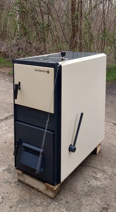 Чугунен котел на твърдо гориво Де Дитрих/De Dietrich 50 kW