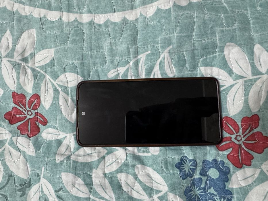 Продам телефон поко х4 про