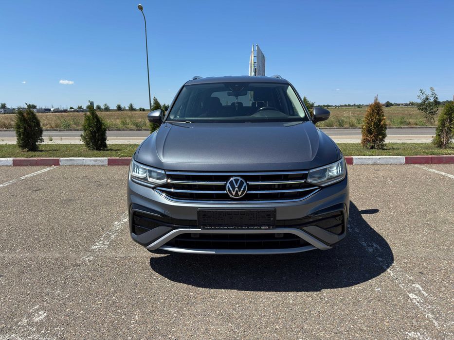 Vând Volkswagen Tiguan Allspace Elegance 2.0 TDI 4Motion DSG an fabricație 2021