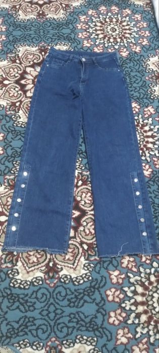 Qizlar Jensiysi Ko’k rangli