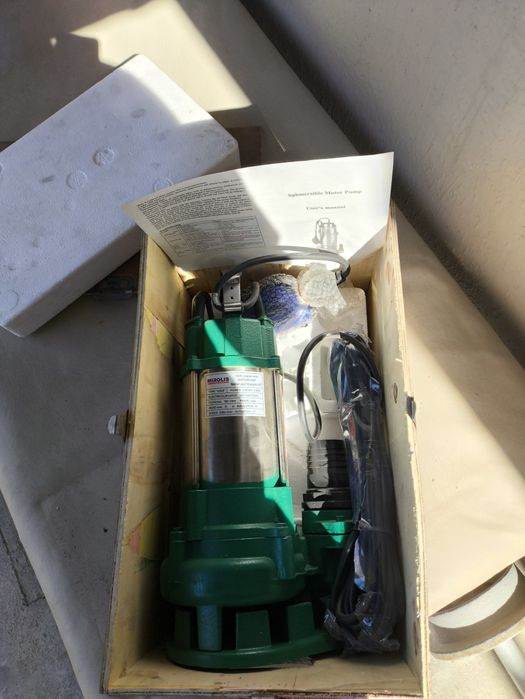 Срочно продам погружной насос