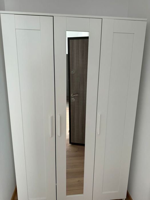 Inchiriez garsoniera in Tunari