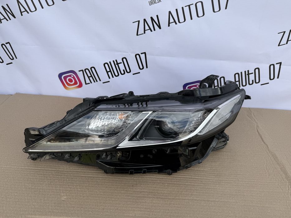 Фара передняя камри 75 оригинал Правая
